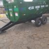 Carreta caçamba com piton hidraulico marca triton e 6 toneladas - Image 2